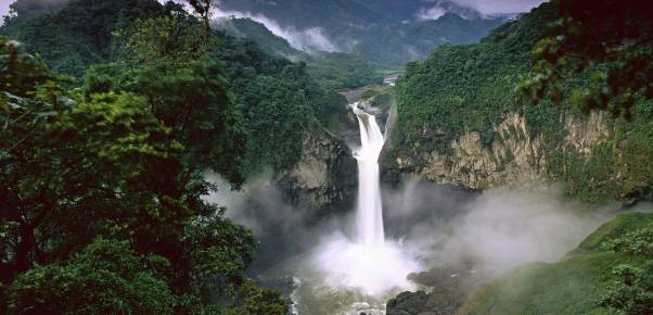 Vuelos a honduras Río Platano.jpg