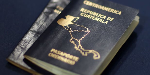 Vuelos a Roatán Pasaporte Guatemala.jpg